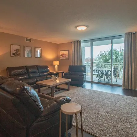 Yacht Club Villas #2-204 Condo